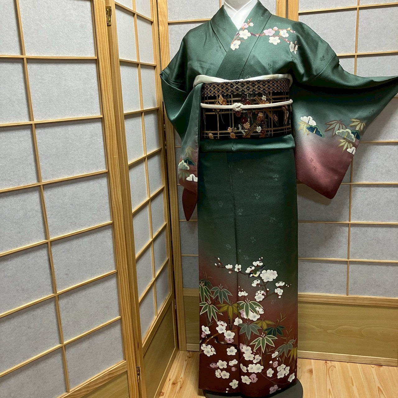 7140# Japanese Kimono Vintage Womens Silk Fabric Robe Kimono only sold