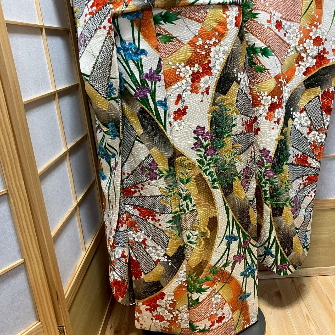 7142# Japanese Vintage Furisode Kimono Obi Obijime Obiage 4-Piece Set Silk Robe