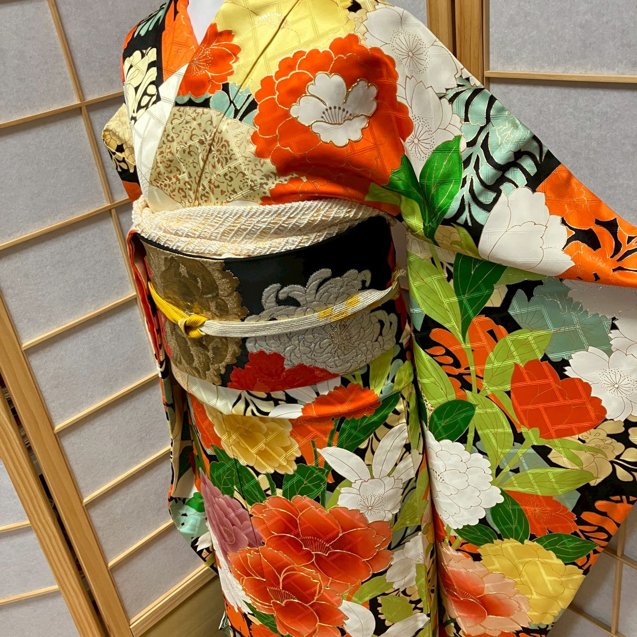 7143# Japanese Vintage Furisode Kimono Obi Obijime Obiage 4-Piece Set Silk Robe