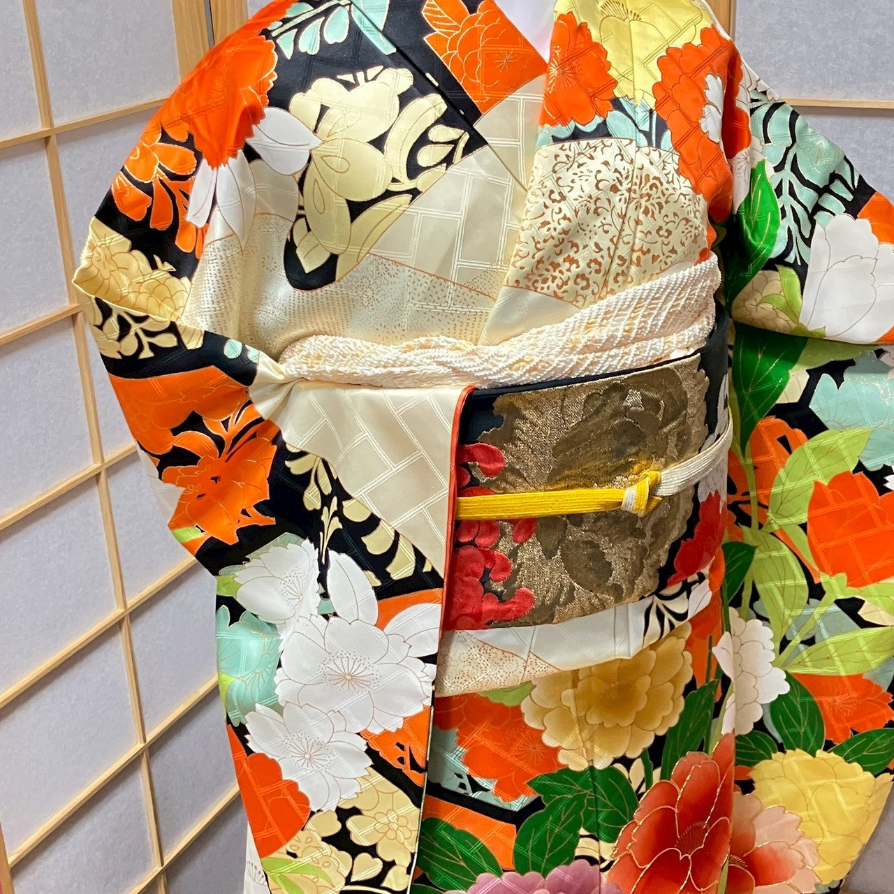 7143# Japanese Vintage Furisode Kimono Obi Obijime Obiage 4-Piece Set Silk Robe