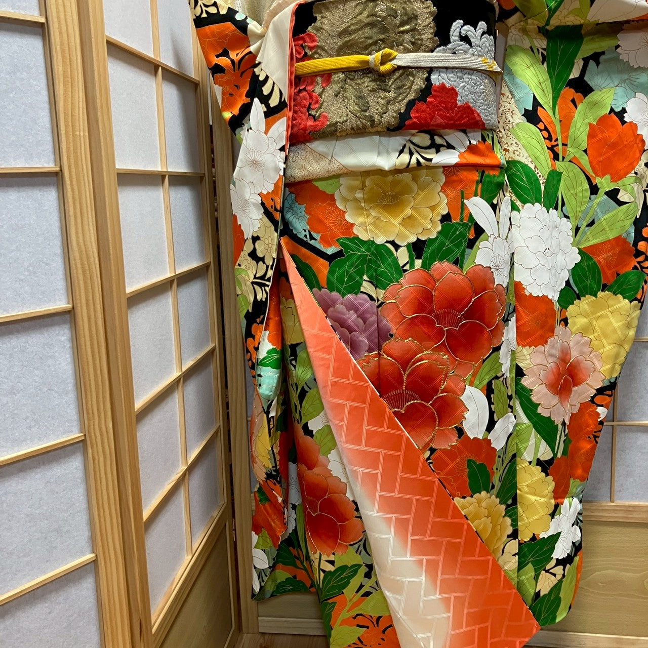 7143# Japanese Vintage Furisode Kimono Obi Obijime Obiage 4-Piece Set Silk Robe