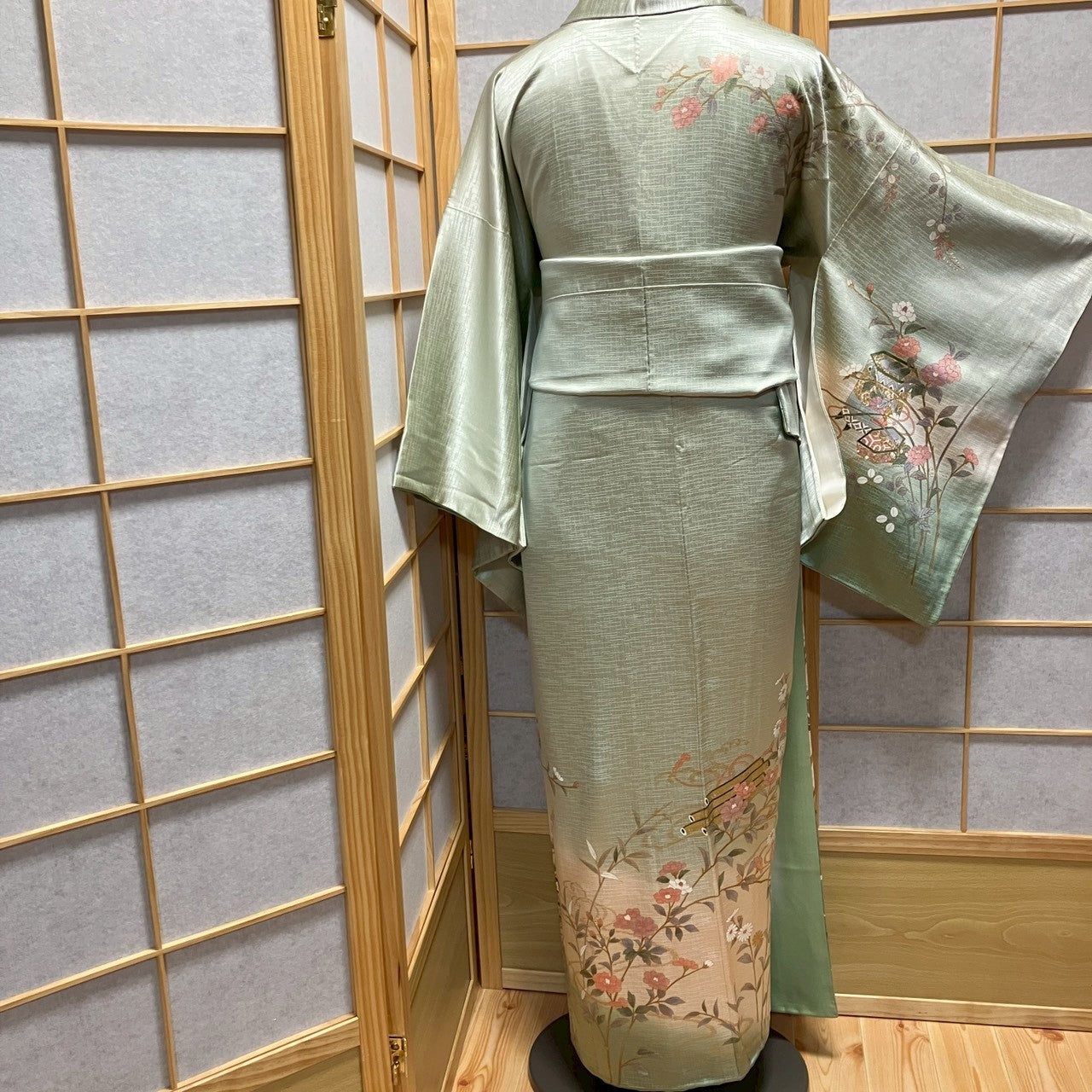 7146# Japanese Kimono Vintage Womens Silk Fabric Robe Kimono only sold