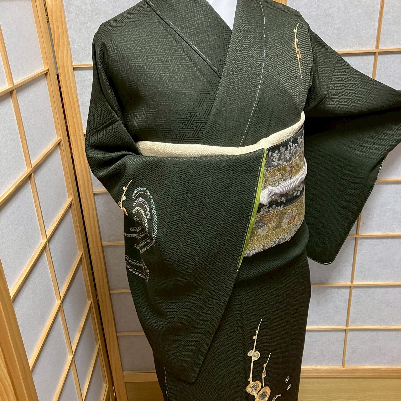 7159# Japanese Kimono Vintage Womens Silk Fabric Robe Kimono only sold