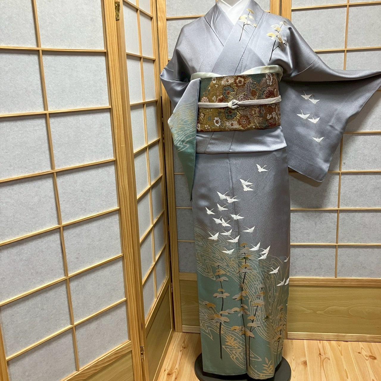 7154# Japanese Kimono Vintage Womens Silk Fabric Robe Kimono only sold